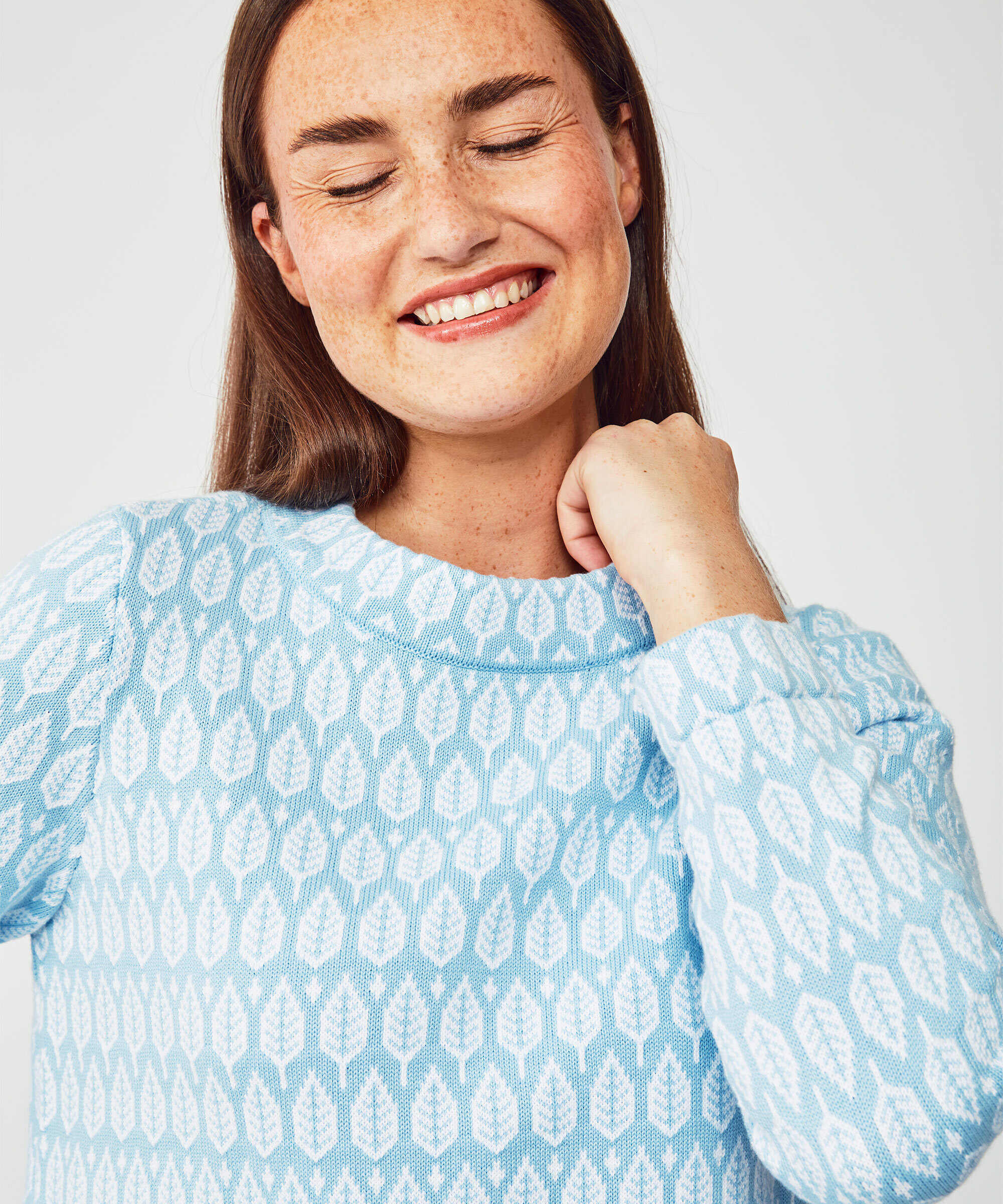 https://www.jumperfabriken.dk/pub_docs/files/Saralisa-jumper-blue-2.jpg